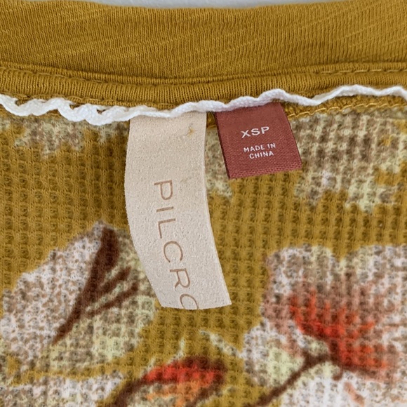 Anthropologie Pilcro Waffle Henley Long Sleeve Floral Top - Picture 6 of 10